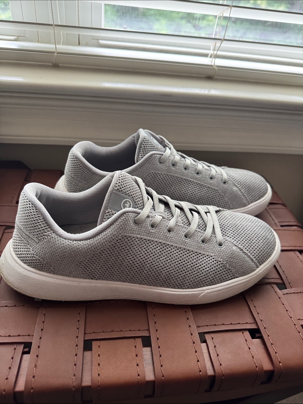 Peter Millar Gray Knit Sneakers size 9